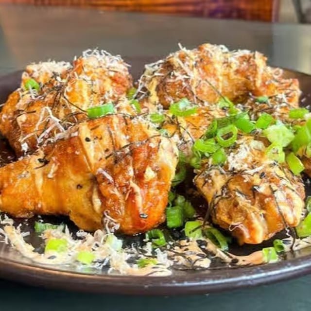 Sugoi Wings.