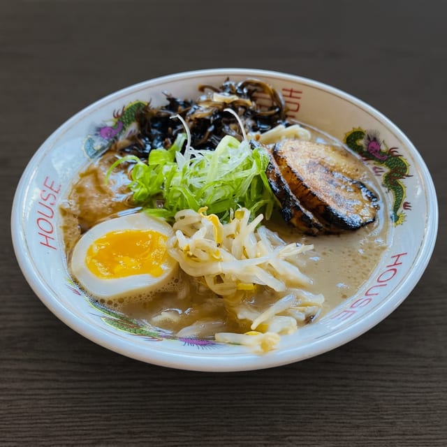 Classic Hakata Tonkotsu.